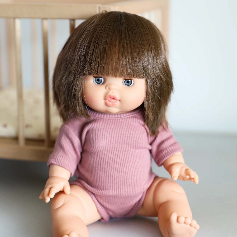 Poupée Gordis Exclusive Chloé aux yeux dormeurs – Image 3