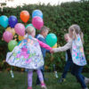 Reversible coloring cape - Image 4