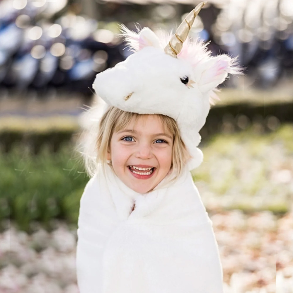 Cape Unicorn Cuddle – Image 2