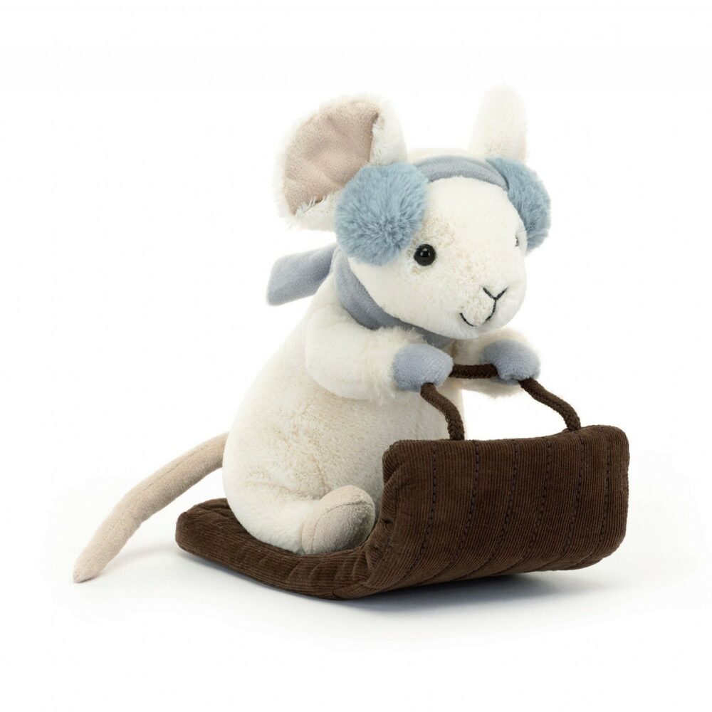 Merry Mouse sleighing