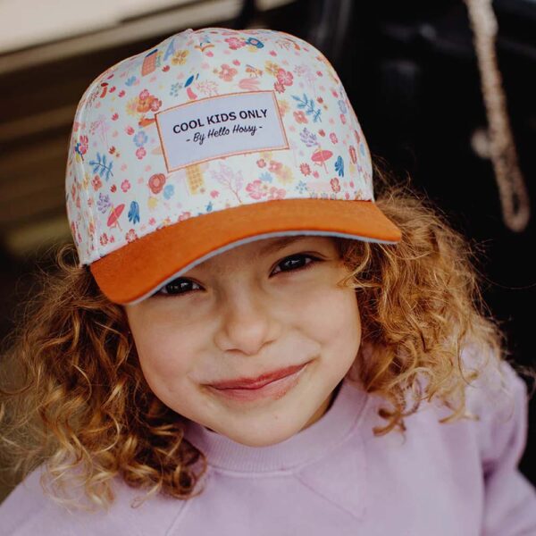 Hello Hossy Dried Flowers Cap