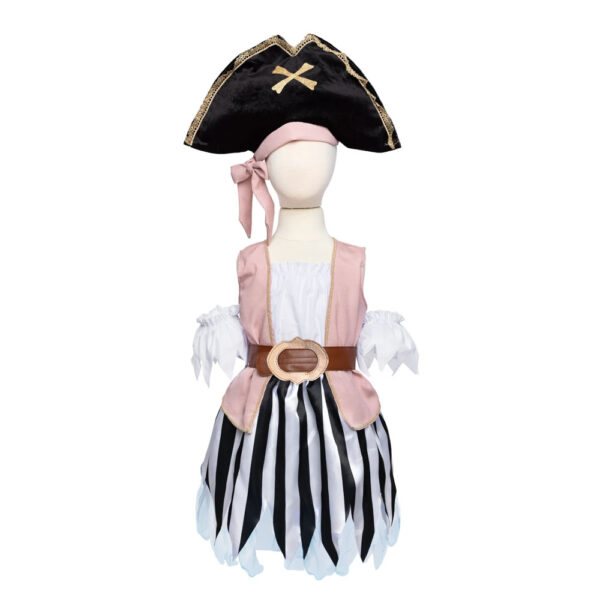 Kira the Pirate Girl