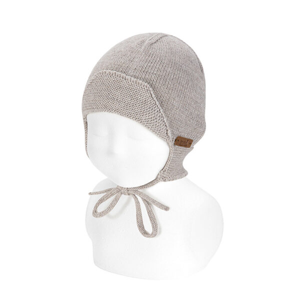 Bonnet bébé en laine avec visière