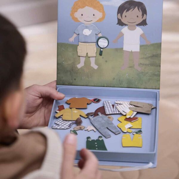 Jeu magnétique Personnages à habiller