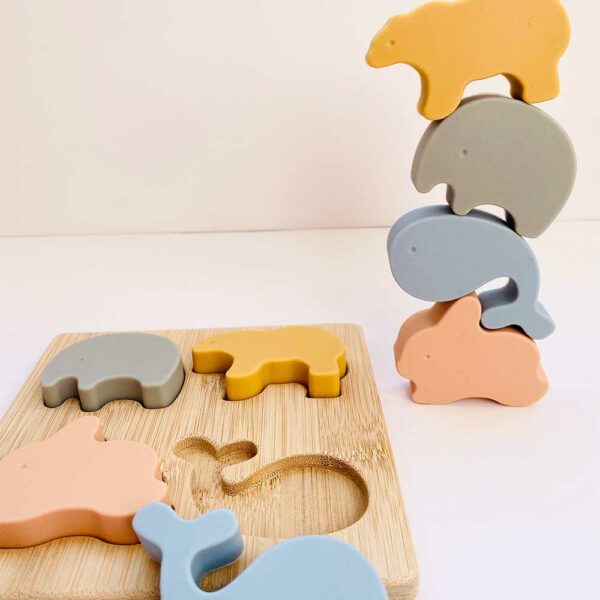 Jouet puzzle silicone et bois