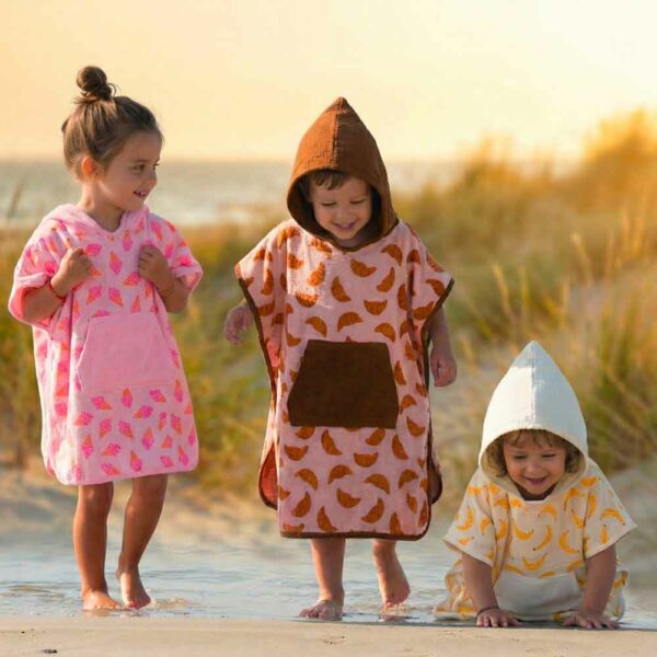 Ice cream cone bath poncho