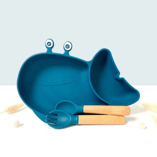 Meal set + services in the shape of a sea whale