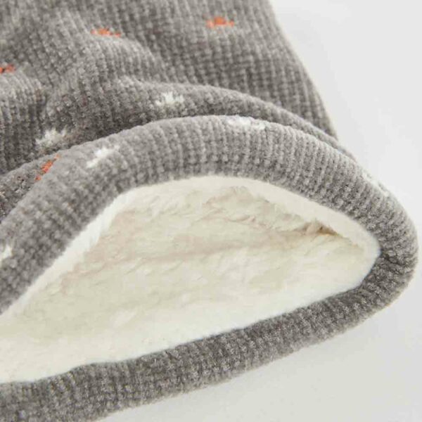 Knitted baby neck warmer